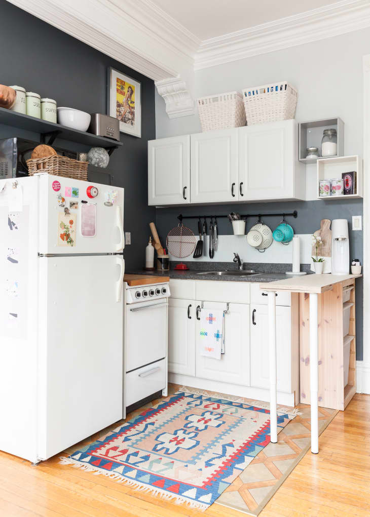 40+ Best Small Kitchen Design Ideas - Decorating Tiny Apartment Kitchen